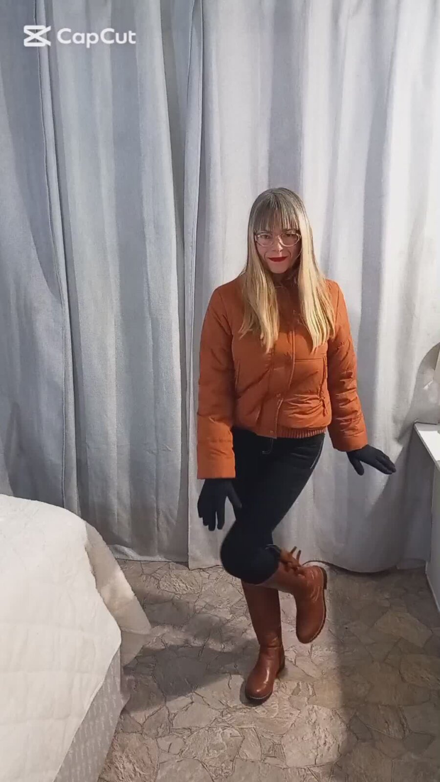 Džíny z popelnice, boty darované, bunda ze sekáče za 39 Kč, a já k nezaplacení 💖